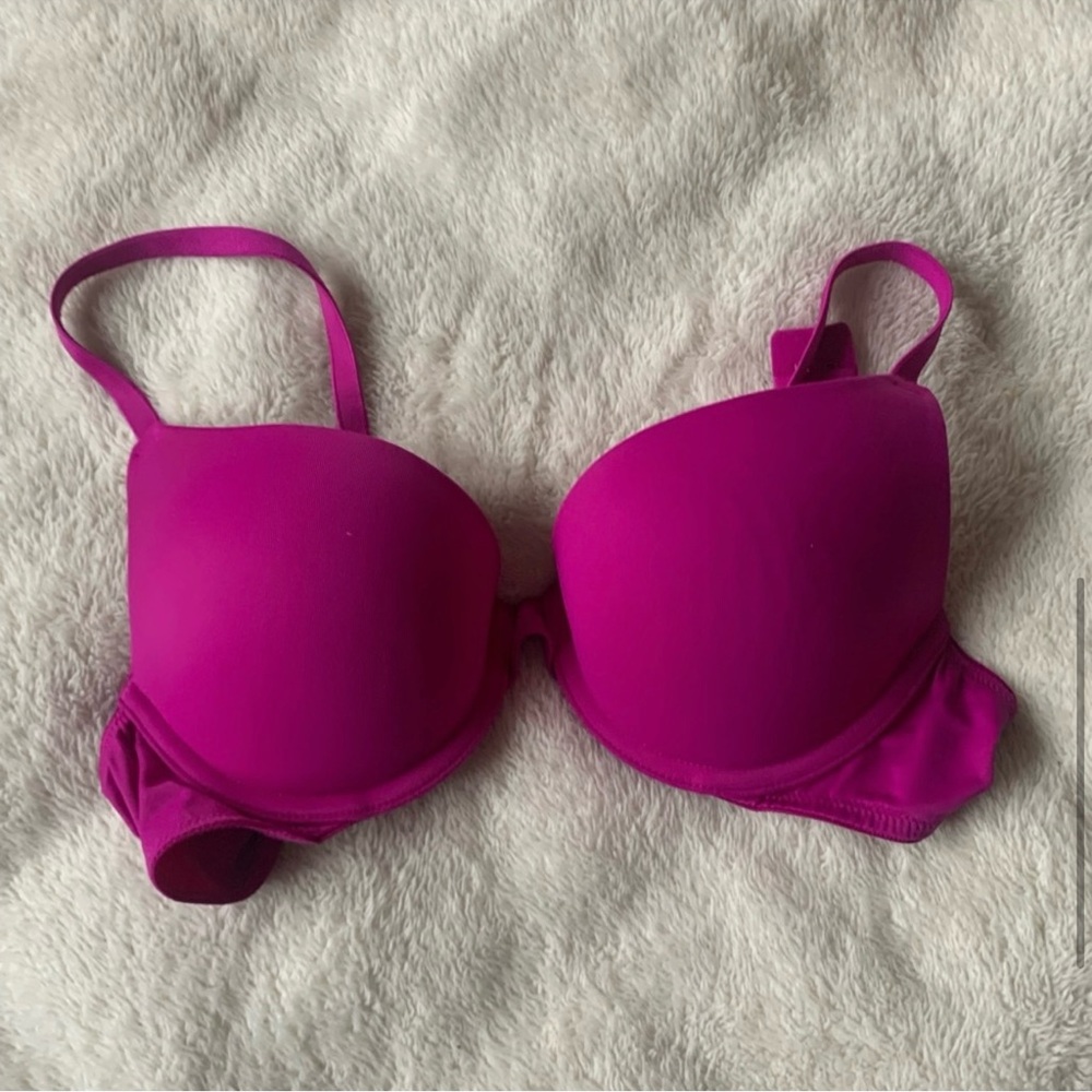 PINK Victoria's Secret bundle of three (3) bras 32B - Picture 4 of 5